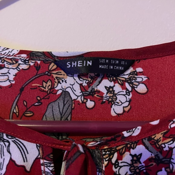 SHEIN Top - Picture 3 of 3